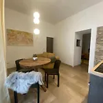 Duca Appartement *
